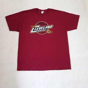 Men's Wine & Gold "CLEVELAND BASKETBALL" Tee Shirt ~ (Size 2XL) NEW!!!